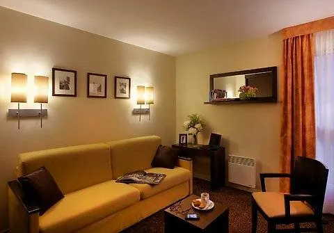 Aparthotel Citadines République Parigi Francia